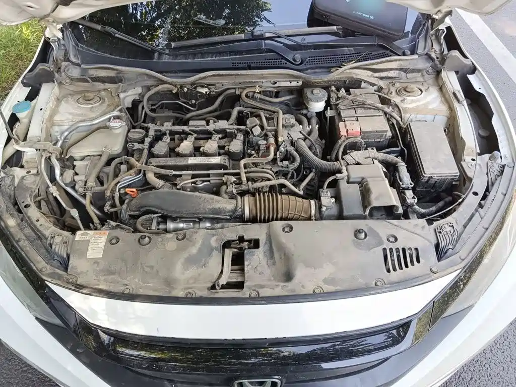 Honda Civic — миниатюра 16