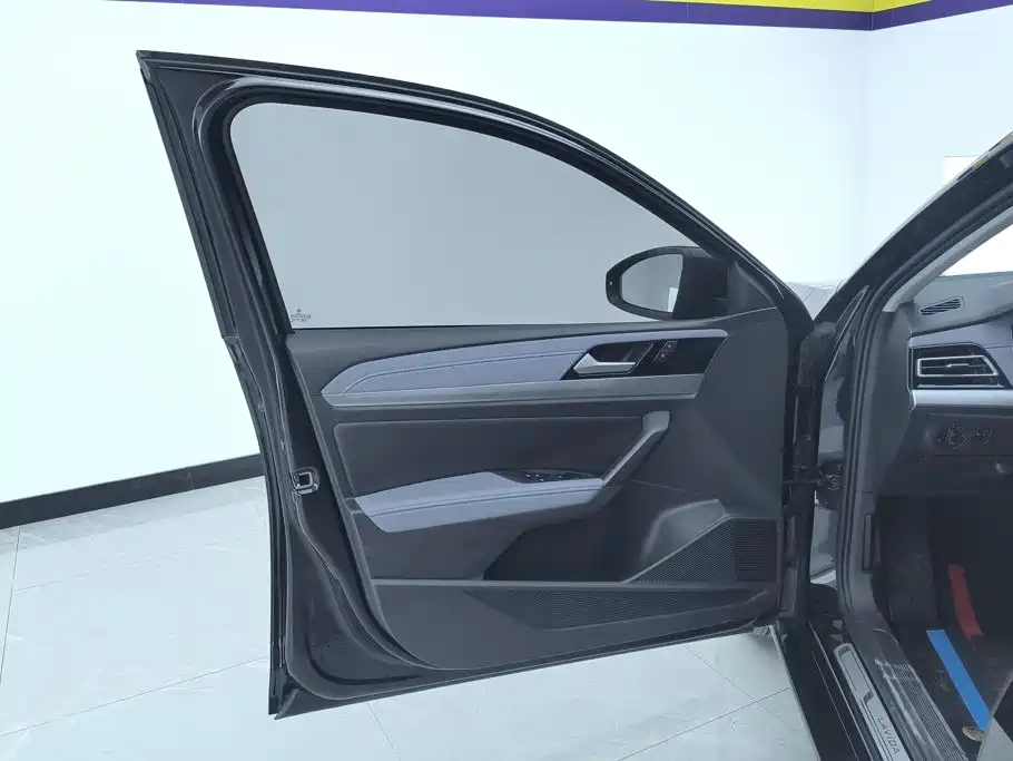 Volkswagen Lavida — миниатюра 7