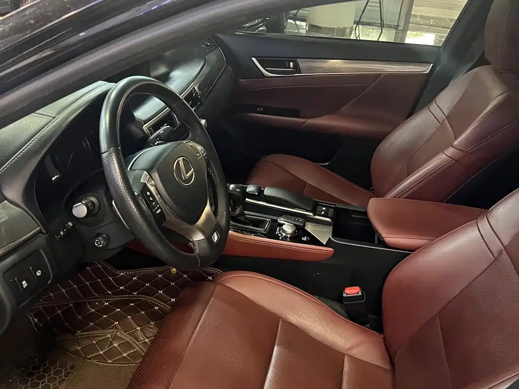Lexus GS — миниатюра 3