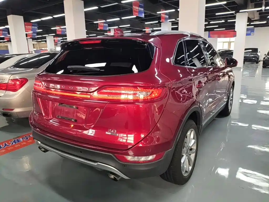 Lincoln MKC — миниатюра 7
