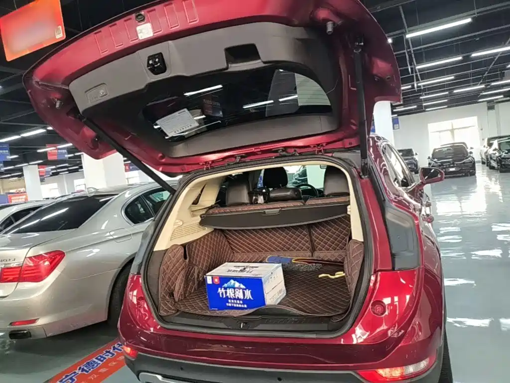 Lincoln MKC — миниатюра 19