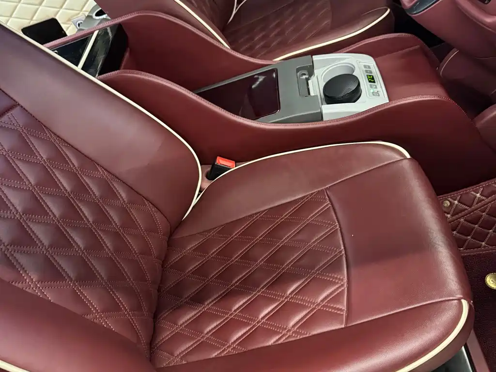 Mercedes-Benz Vito — миниатюра 10