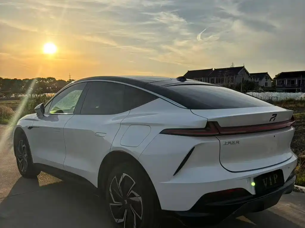 Roewe Feifan R7 — миниатюра 6