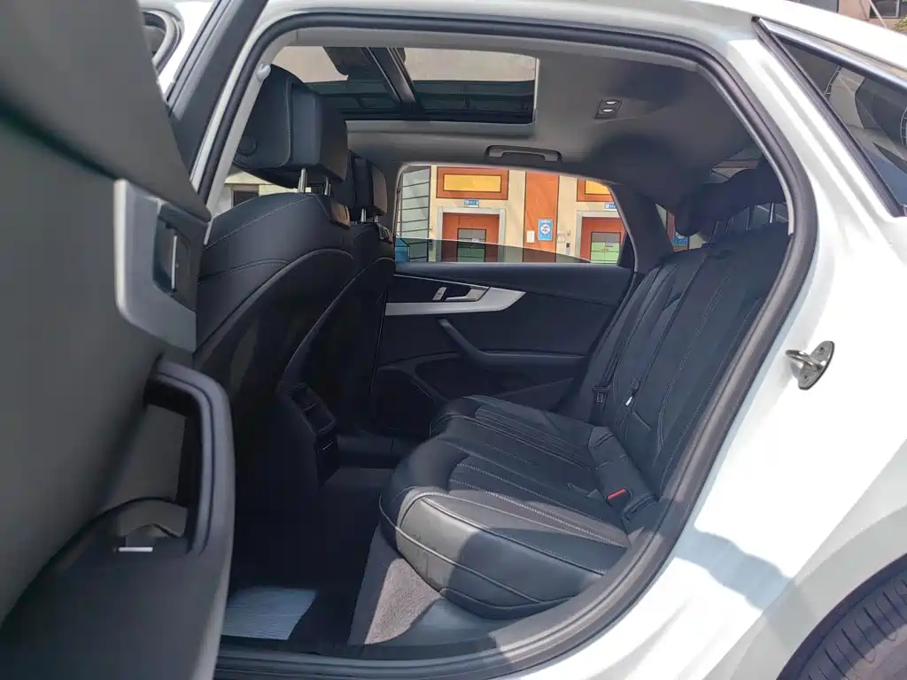 Audi A4L — миниатюра 6