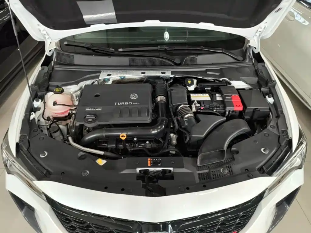 Buick Verano — миниатюра 20
