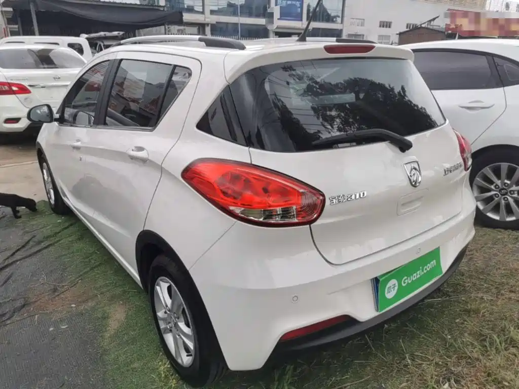 Baojun 310 — миниатюра 5