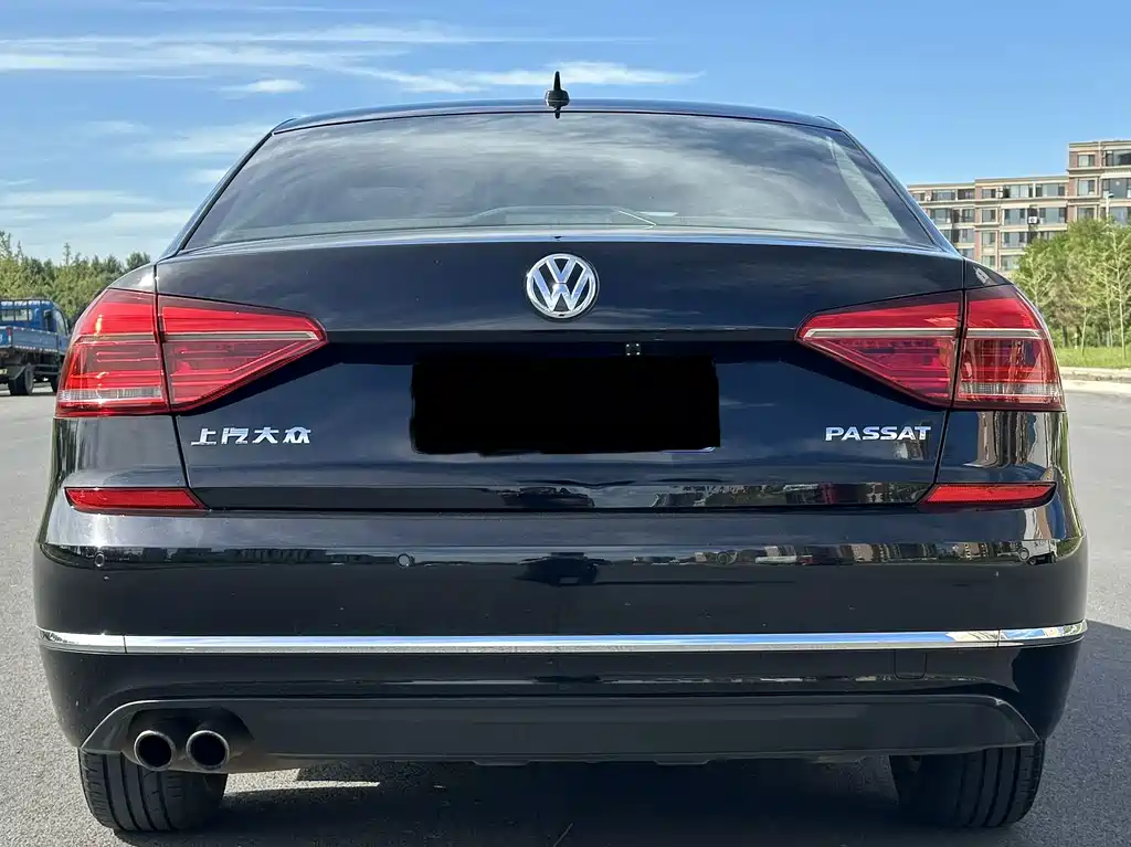 Volkswagen Passat — миниатюра 8