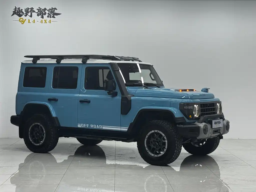 212 212 T01 — миниатюра 3