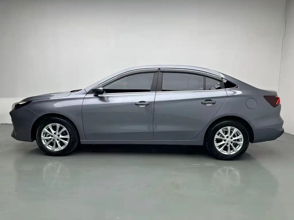 Roewe i5 — миниатюра 3