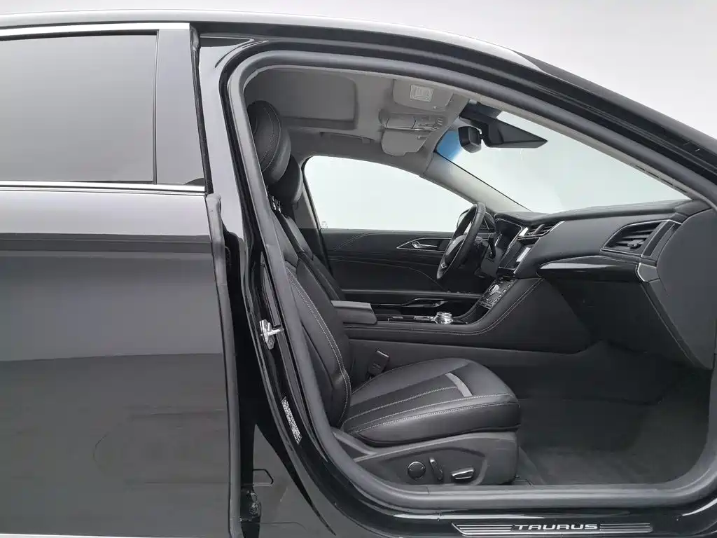 Ford Taurus — миниатюра 23