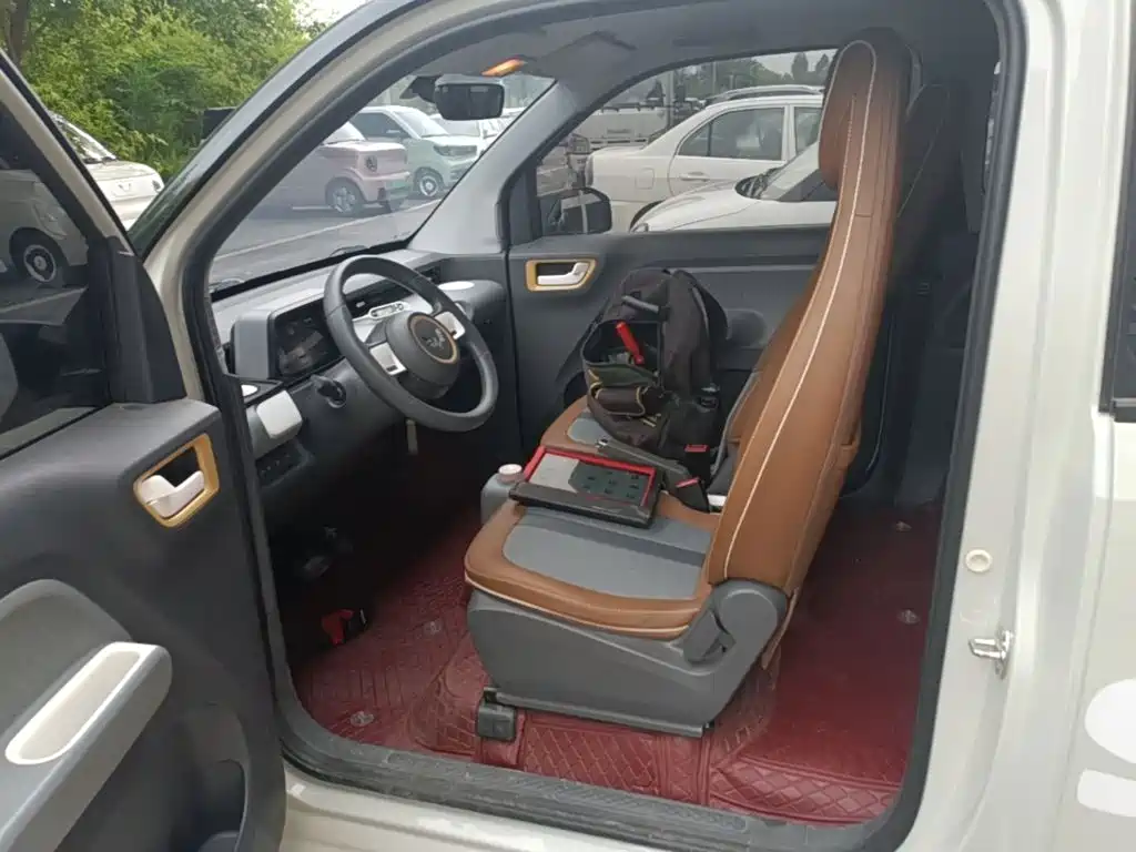 Wuling MINIEV — миниатюра 15