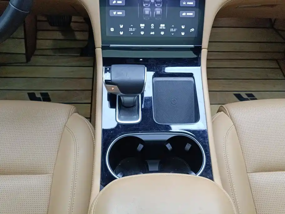 Li Auto Li ONE — миниатюра 16