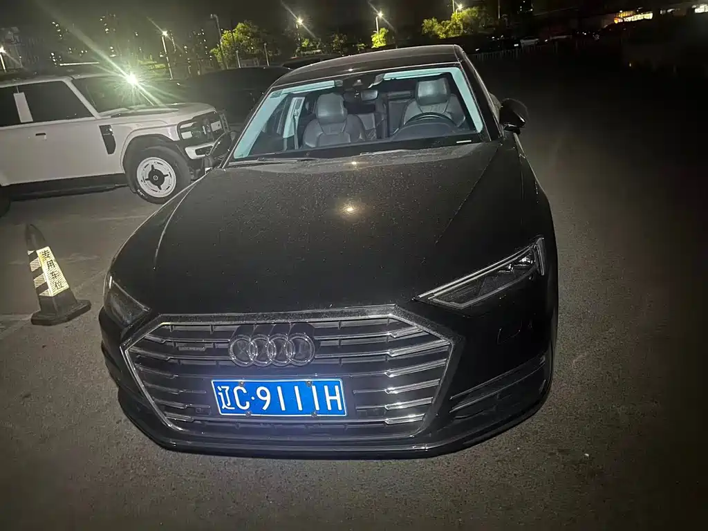 Audi A8 — миниатюра 2