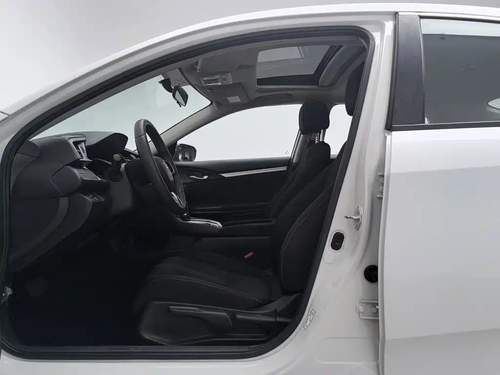 Honda Civic — миниатюра 10