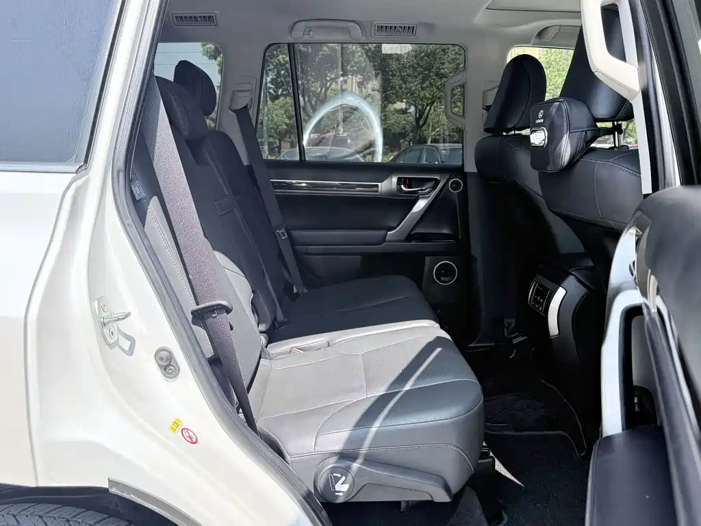 Lexus GX — миниатюра 7