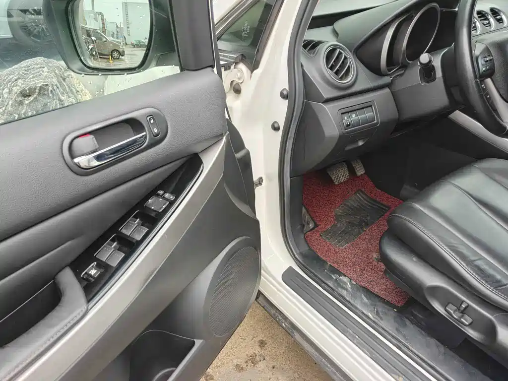 Mazda CX-7 — миниатюра 7