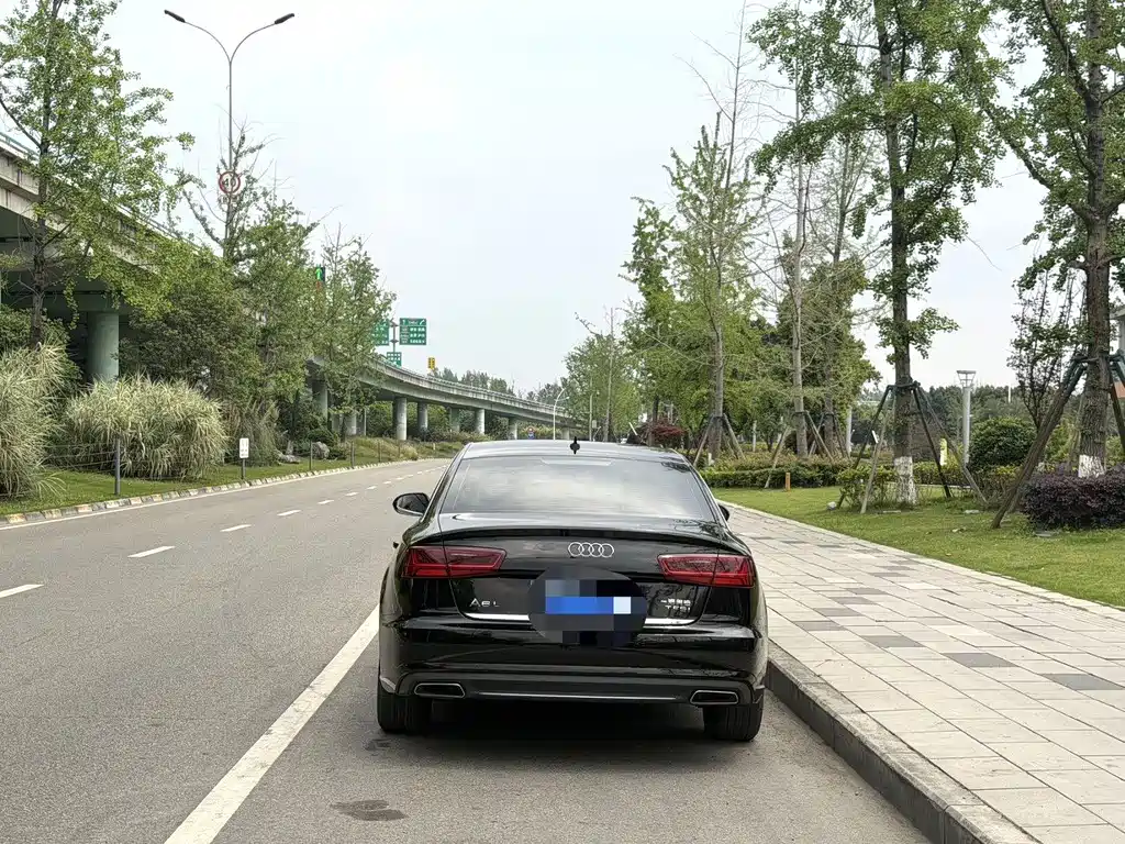 Audi A6L — миниатюра 9
