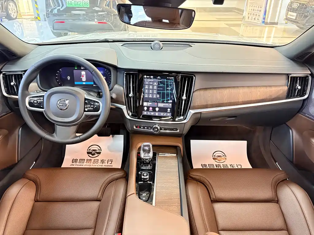 Volvo S90 — миниатюра 15