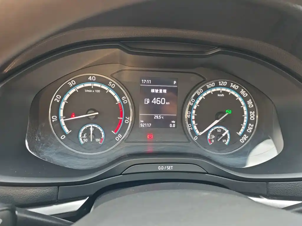 Skoda Karoq — миниатюра 12