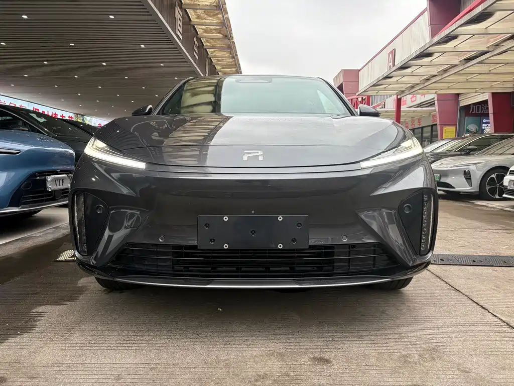 Rising Auto R7