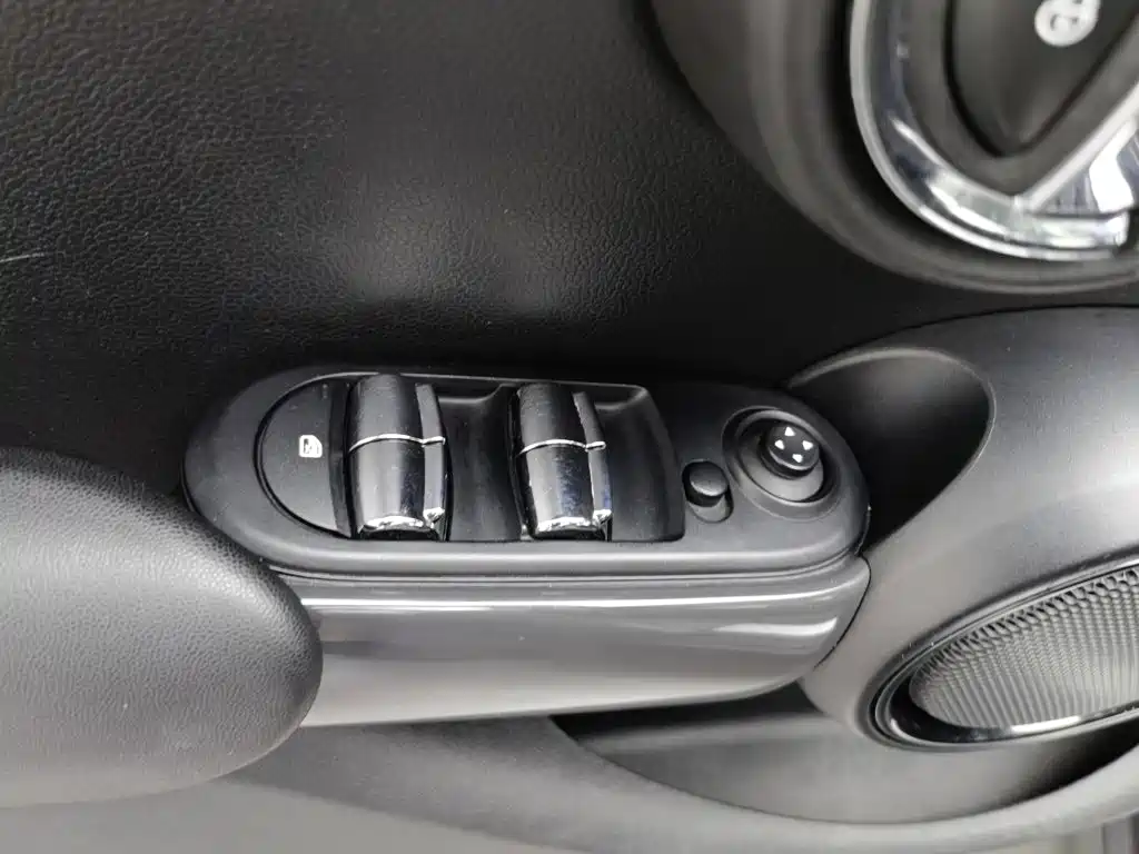 MINI Mini — миниатюра 9