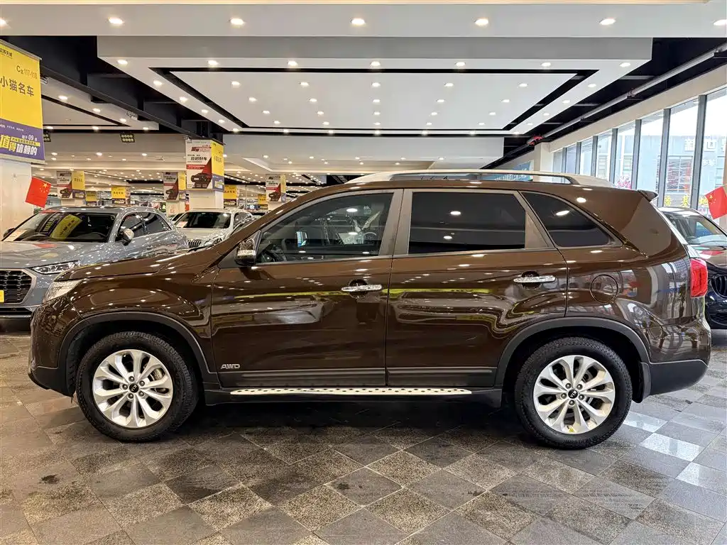 Kia Sorento — миниатюра 9