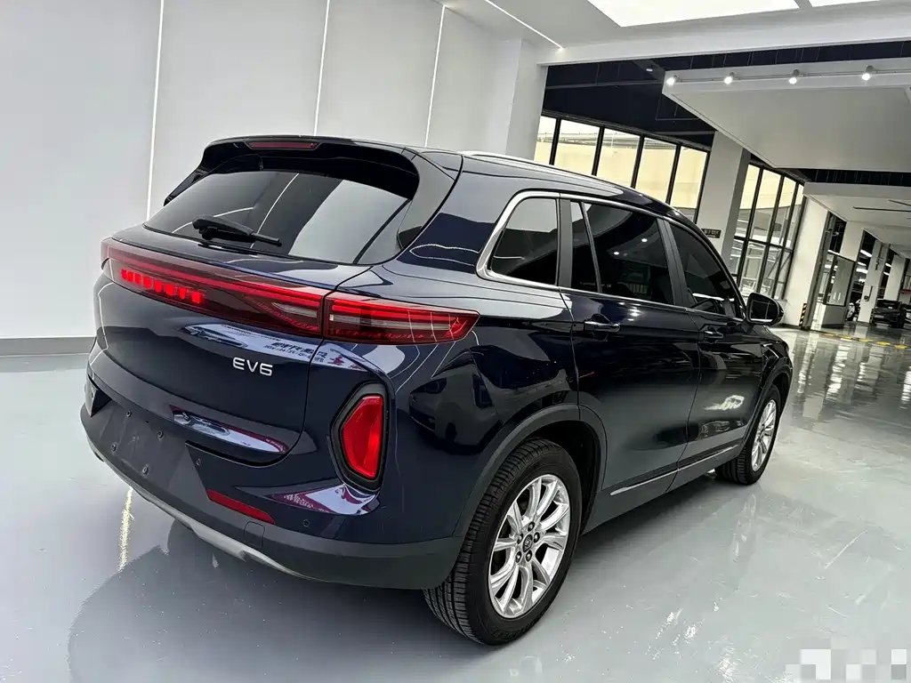 Skyworth EV6 — миниатюра 13