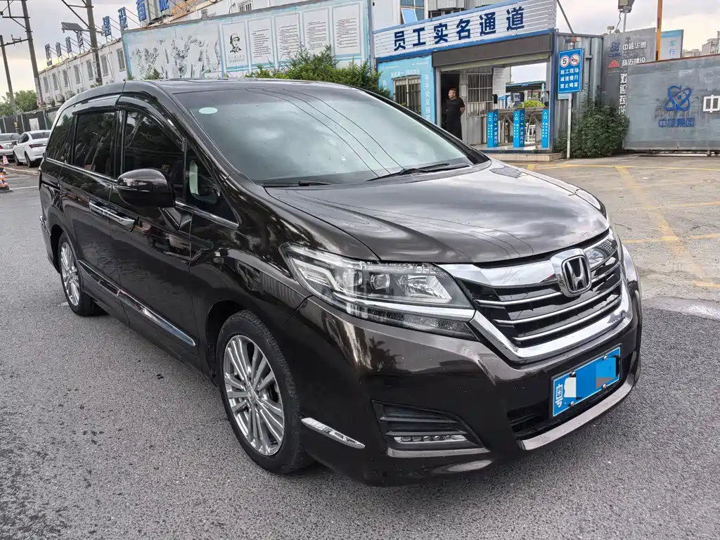 Honda Elysion — миниатюра 3