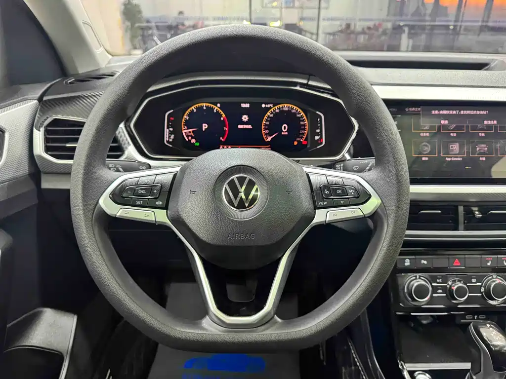 VOLKSWAGEN EXPLORING THE SHADOW