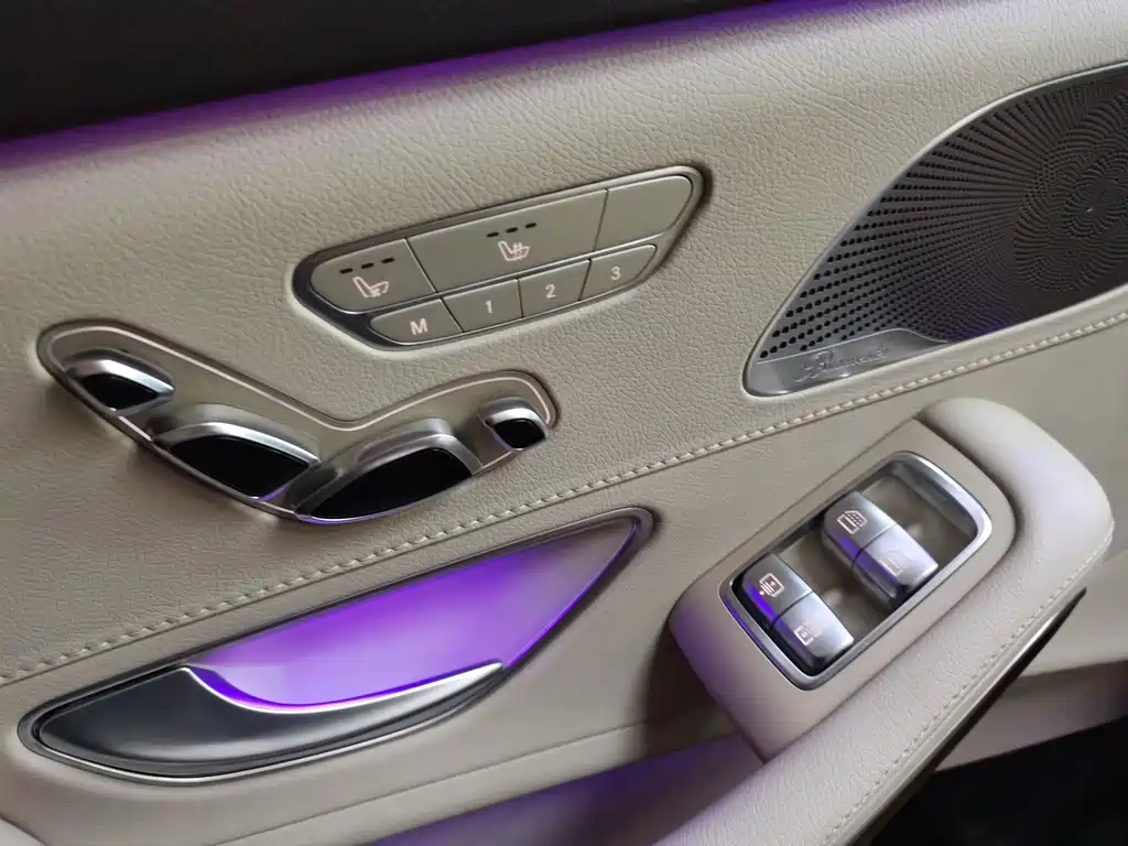 Mercedes-Benz S-Class — миниатюра 23