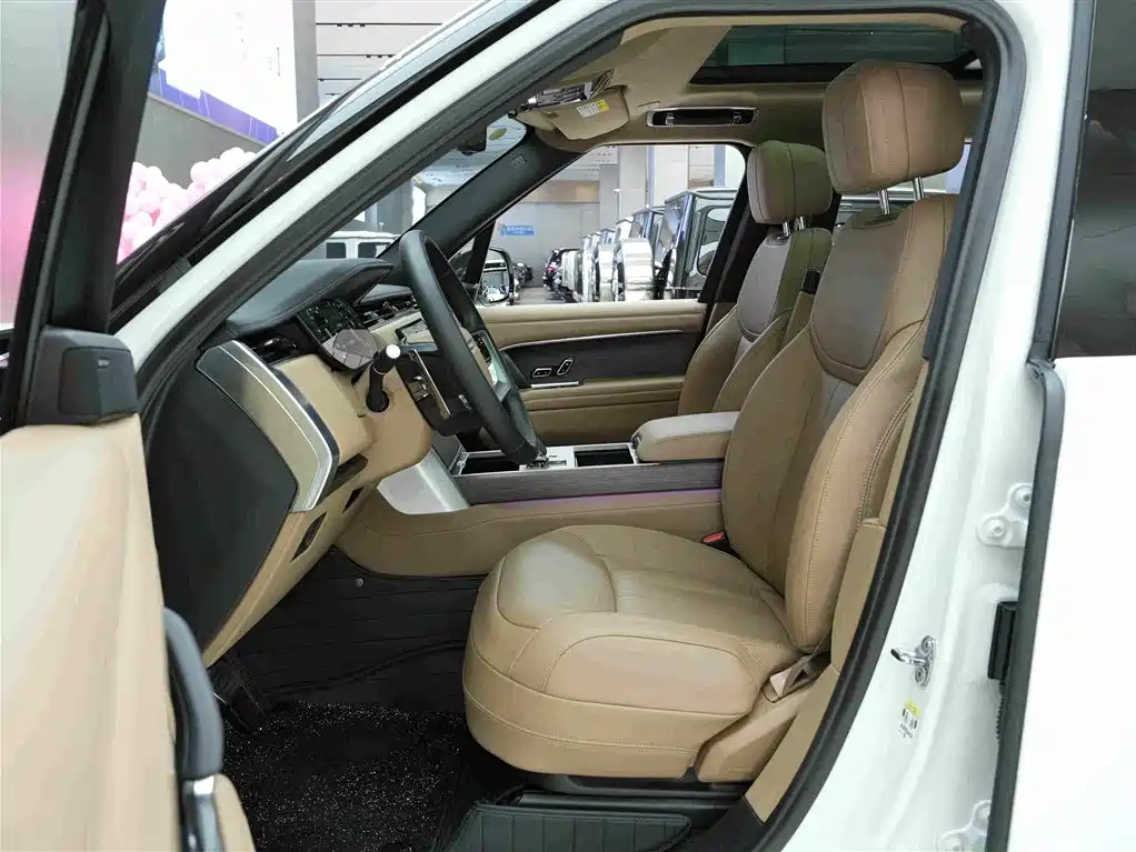 Land Rover Range Rover — миниатюра 11
