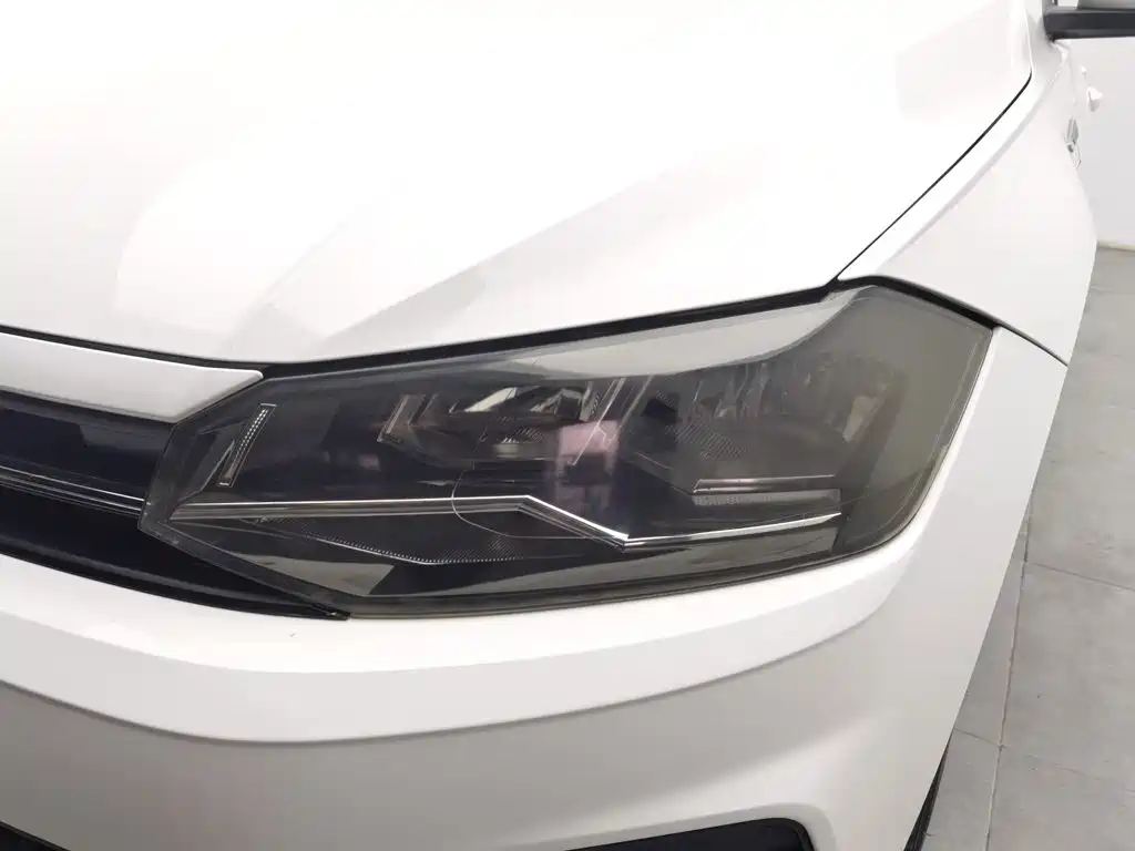 Volkswagen Polo — миниатюра 7