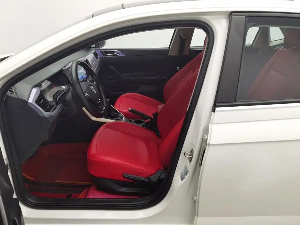 Volkswagen Polo — миниатюра 10