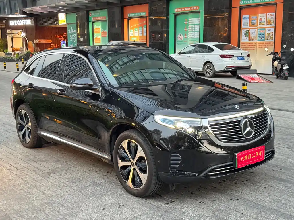 MERCEDES-BENZ EQC