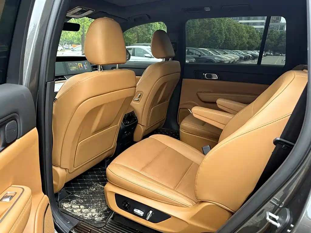 Li Auto Li ONE — миниатюра 11