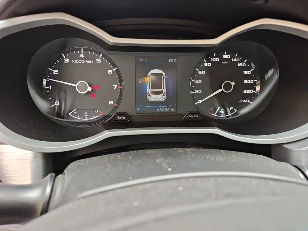 Geely Emgrand GS — миниатюра 8
