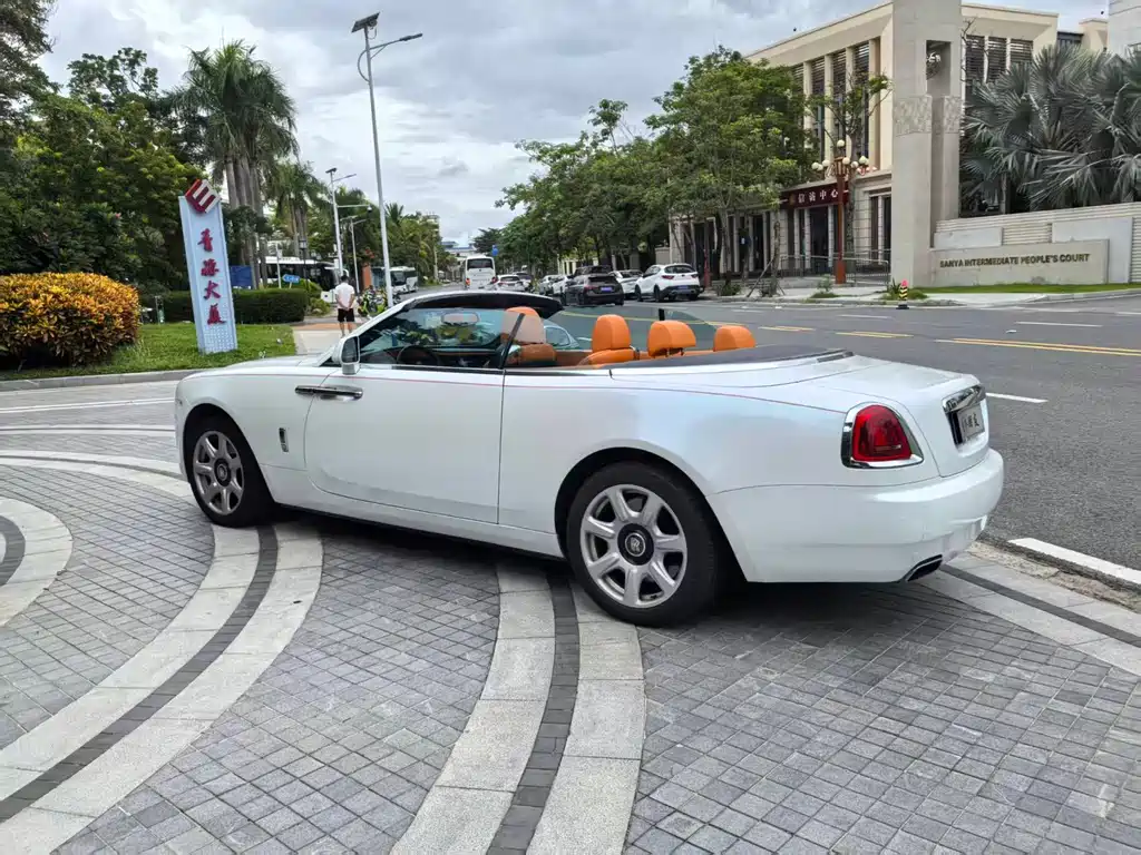 Rolls-Royce Dawn — миниатюра 8