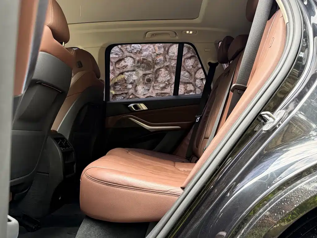 BMW X5 (Import) — миниатюра 6