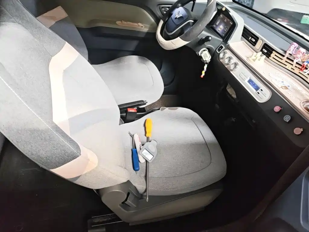 Wuling MINIEV — миниатюра 25