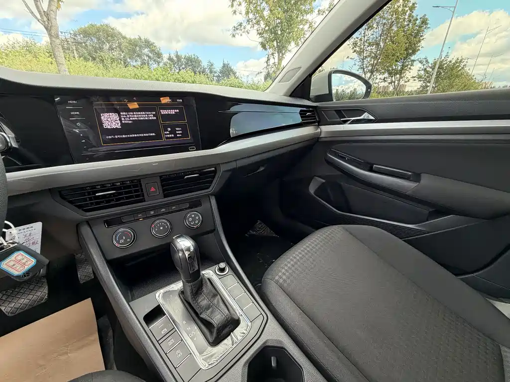 Volkswagen Bora — миниатюра 26