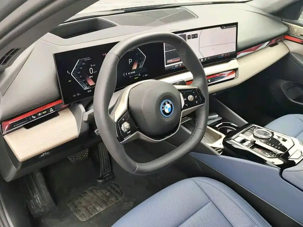 BMW I5