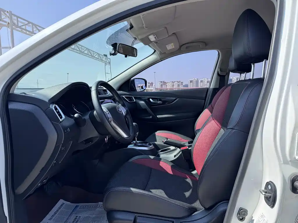 Nissan Qashqai — миниатюра 5