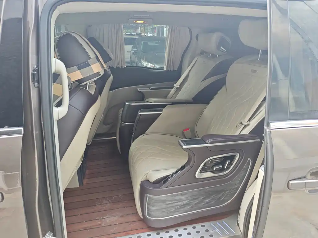 Buick GL8 — миниатюра 5