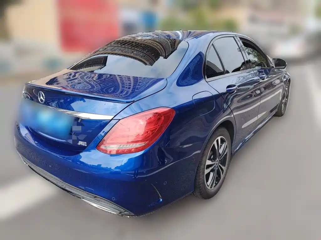 Mercedes-Benz C-Class — миниатюра 6