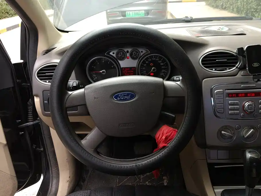 Ford Focus — миниатюра 15