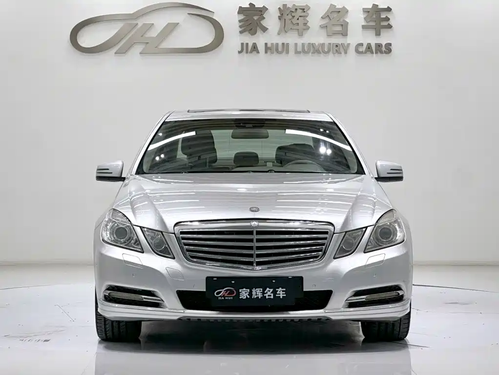 Mercedes-Benz E-Class — миниатюра 2