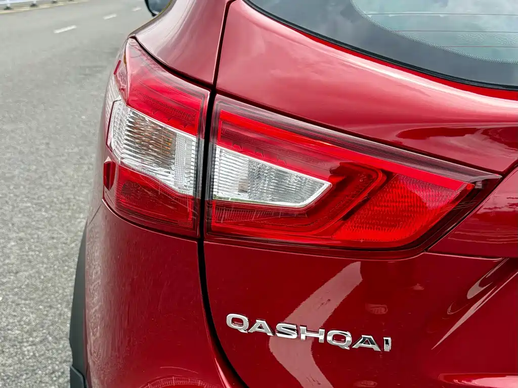 Nissan Qashqai — миниатюра 10