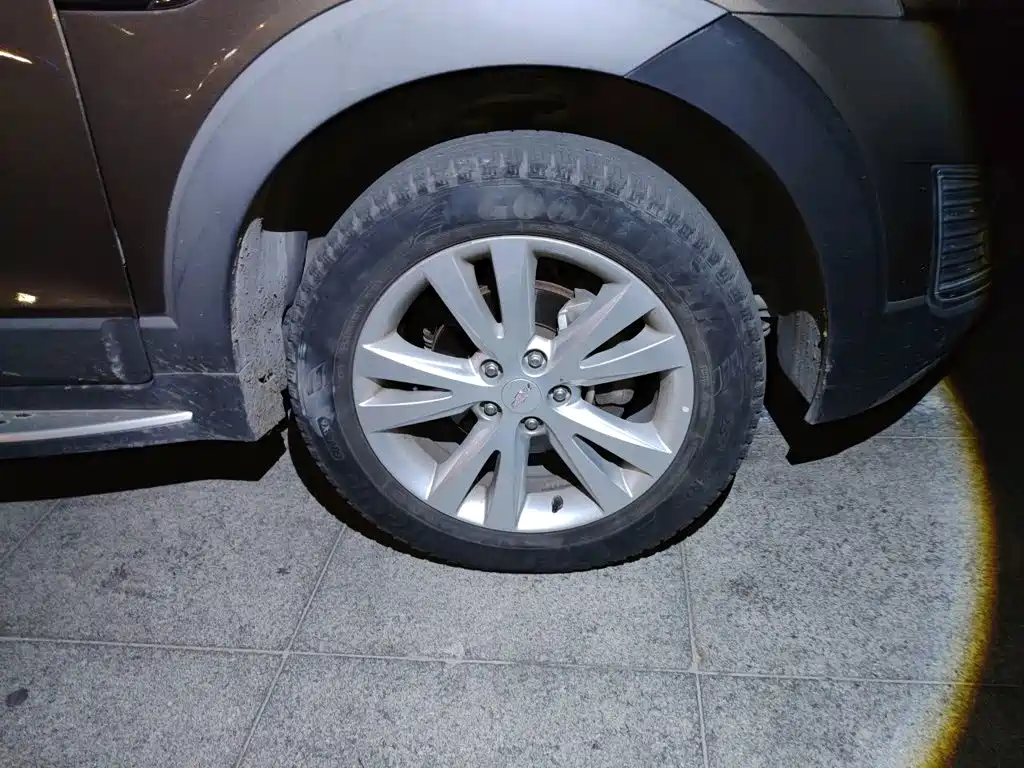 Chevrolet Captiva — миниатюра 9