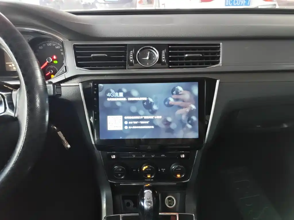 Volkswagen Passat — миниатюра 13