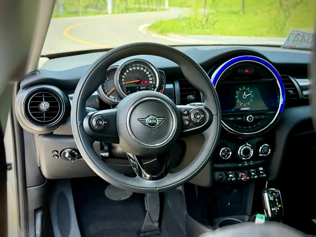 MINI Mini — миниатюра 11